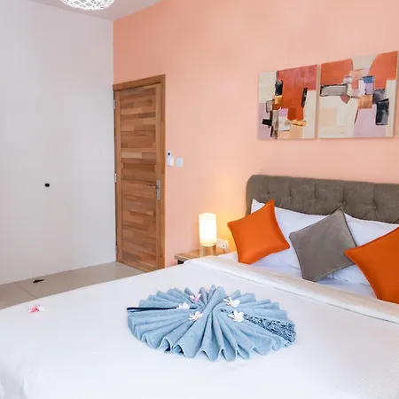 Luxury Tropical Oasis 3 Bedroom With Pool Close To Beach Flic en Flac Exterior photo