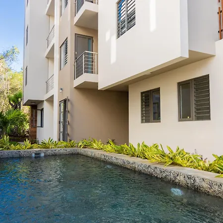 Luxury Tropical Oasis 3 Bedroom With Pool Close To Beach Flic en Flac Exterior photo