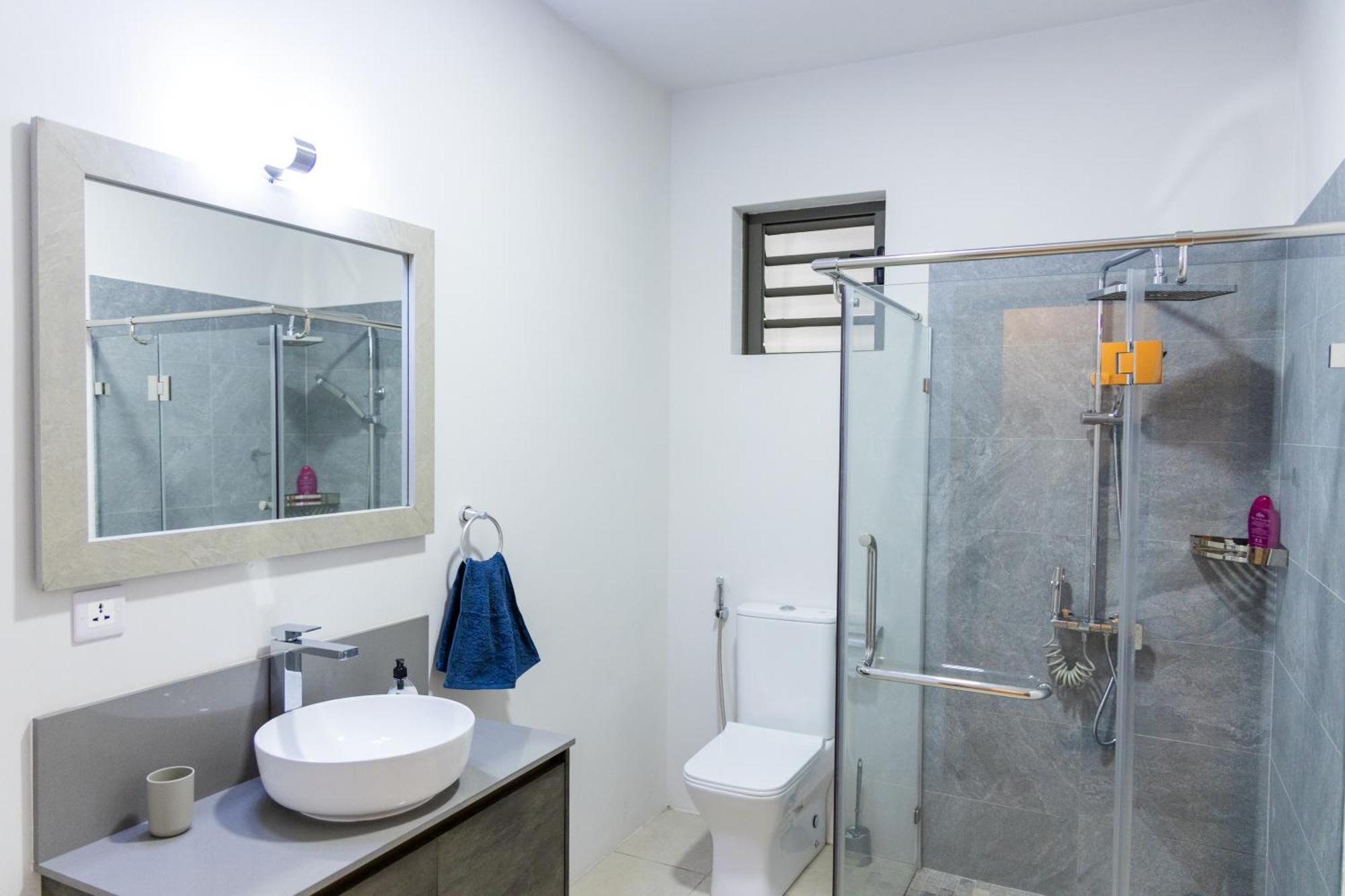 Luxury Tropical Oasis 3 Bedroom With Pool Close To * Flic en Flac